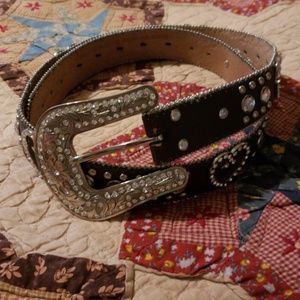 Boot barn belt